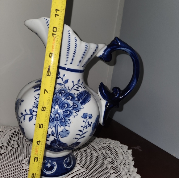 Vintage Blue and White Floral Petit Vase Pitcher - Picture 5 of 6